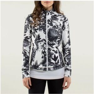 Lululemon Forme Jacket II Floral Brisk Bloom Black White Cuffins
